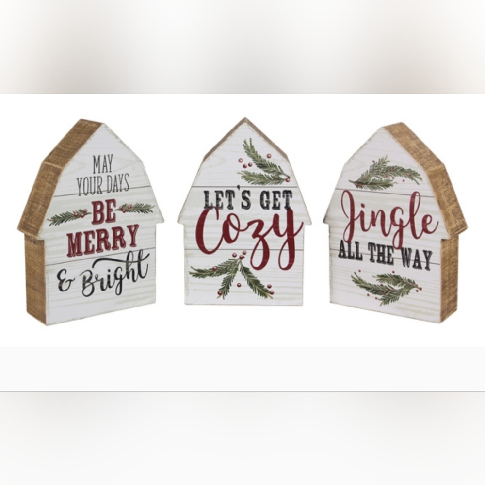 Barn shaped holiday decor